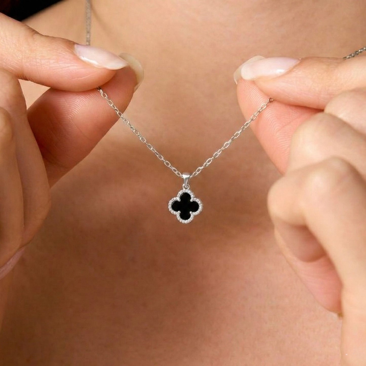 Collar Trébol