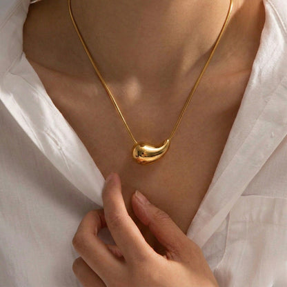 Collar Gota