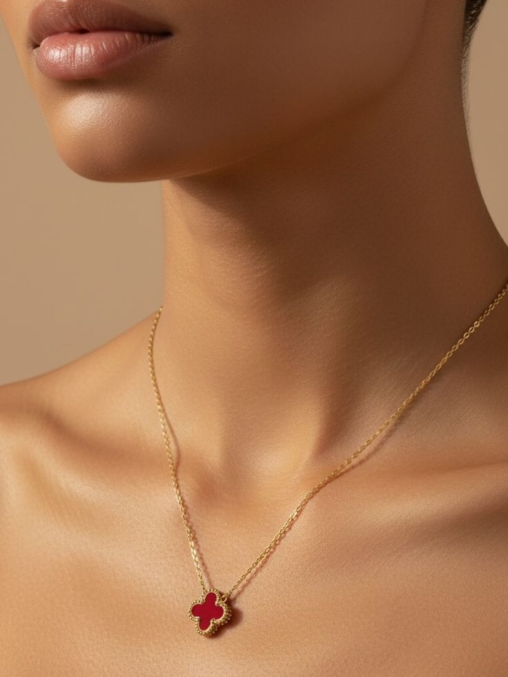 Collar Trébol Rojo