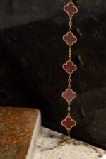 Brazalete Trébol Rojo - Image 2