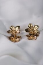 Aretes Flor Silvestre color Oro