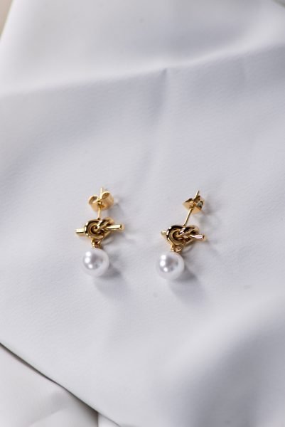 KoralJoyeria (158 de 368) Aretes Lazo de Amor con Perla - Image 1