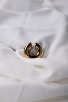 Piercing Media Luna Oro